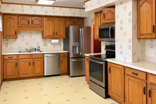96 Fleetwood St, Presque Isle, ME 04769 - Photo 3