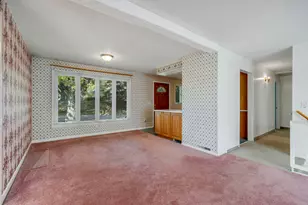 34 Rosewood Ave, Lewiston, ME 04240 - Photo 15