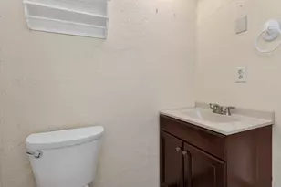 1 Clairmont Ct, Portland, ME 04103 - Photo 9