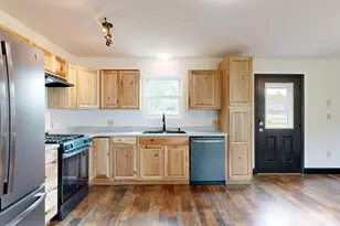 37 Depot St, Buckfield, ME 04220 - Photo 7