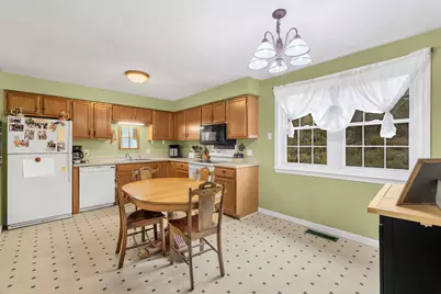 115 Meadow Lane, Farmington, ME 04938 - Photo 9