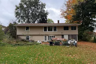 146 Main St, Houlton, ME 04730 - Photo 3