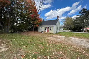 165 Rogers Rd, Kittery, ME 03904 - Photo 1
