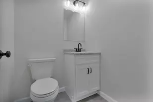 693 Meetinghouse Rd, Wells, ME 04090 - Photo 11