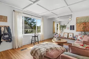 7 Halstead St, Kittery, ME 03904 - Photo 5