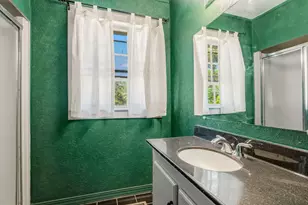 7 Halstead St, Kittery, ME 03904 - Photo 27