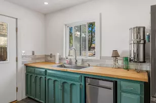 7 Halstead St, Kittery, ME 03904 - Photo 13