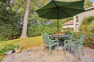 29 Longfellow St, Portland, ME 04103 - Photo 35