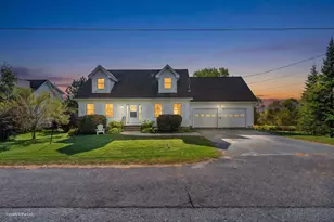 57 Fluker St, Thomaston, ME 04861 - Photo 7
