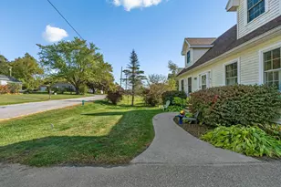 57 Fluker St, Thomaston, ME 04861 - Photo 9