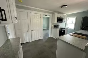63 Rochester St, Berwick, ME 03901 - Photo 11