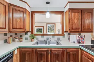 268 Falmouth Rd, Falmouth, ME 04105 - Photo 5