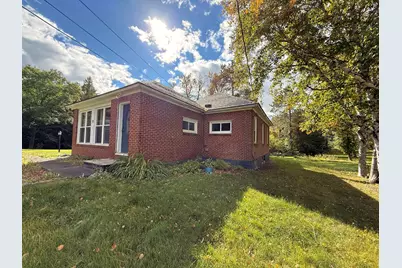 9 Abraham Street, Houlton, ME 04730 - Photo 5