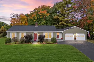 29 Ivanhoe Dr, Topsham, ME 04086 - Photo 1