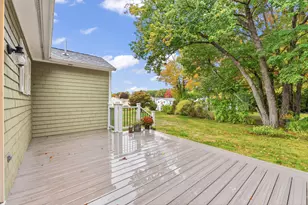 29 Ivanhoe Dr, Topsham, ME 04086 - Photo 9