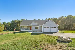 21 Halcyon Dr, Topsham, ME 04086 - Photo 1