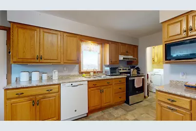409 Main Street, Monmouth, ME 04259 - Photo 15