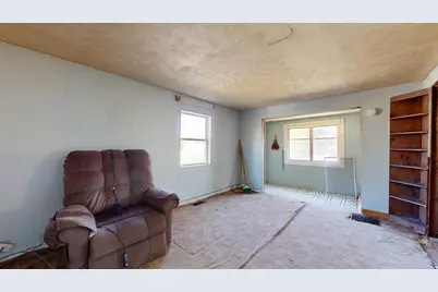 3 Mountain Avenue, Fairfield, ME 04937 - Photo 9