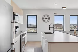 75 Chestnut St, Portland, ME 04101 - Photo 3