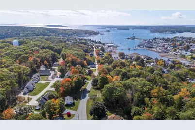 21 Kenney Field Drive, Boothbay Harbor, ME 04538 - Photo 11