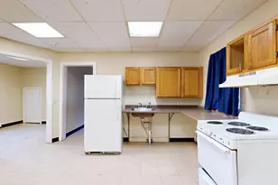 127 Horton St, Lewiston, ME 04240 - Photo 9