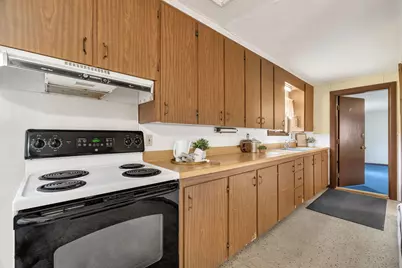 405 East Avenue, Lewiston, ME 04240 - Photo 13