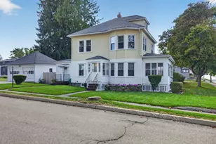 41 Locke St, Saco, ME 04072 - Photo 1