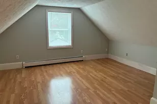 60 Broadview Ave, Auburn, ME 04210 - Photo 9