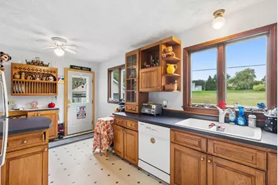 3 Blue Jay Way, Waterville, ME 04901 - Photo 5