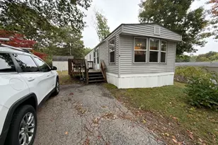 19 Park Ln, Arundel, ME 04046 - Photo 1