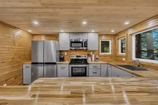 25 Gifford Pl, Oakland, ME 04963 - Photo 9