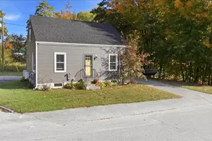 25 Bolster St, Auburn, ME 04210 - Photo 19