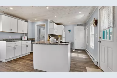 6 Myrtle Avenue, Old Orchard Beach, ME 04064 - Photo 19