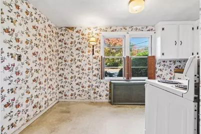 13 Allen Avenue Extension, Falmouth, ME 04105 - Photo 9