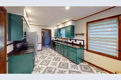 2776 Ohio Street, Glenburn, ME 04401 - Photo 13