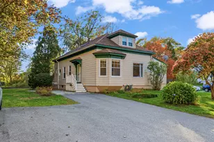 11 Wilton Ln, Cape Elizabeth, ME 04107 - Photo 1