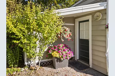57 Pleasant Street, Rockland, ME 04841 - Photo 7