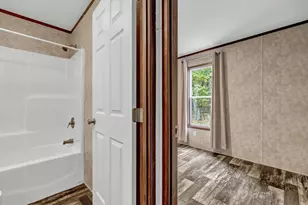 640 York Rd, Hermon, ME 04401 - Photo 49