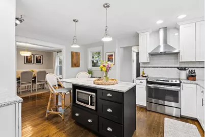 21 Washburn Avenue, Portland, ME 04101 - Photo 11