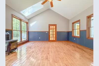 25 Fieldcrest Drive, Gorham, ME 04038 - Photo 9