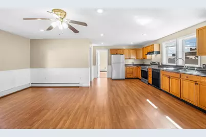 22 Towle Street, Auburn, ME 04210 - Photo 7