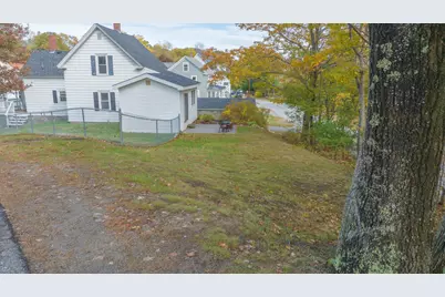 9 Bridge Street, Topsham, ME 04086 - Photo 11