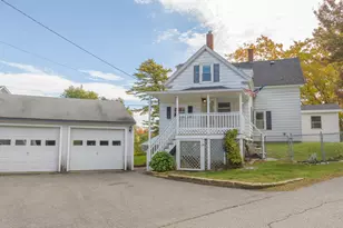 9 Bridge St, Topsham, ME 04086 - Photo 1