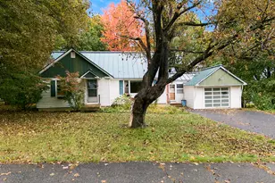 51 Sheldon St, Farmingdale, ME 04344 - Photo 1
