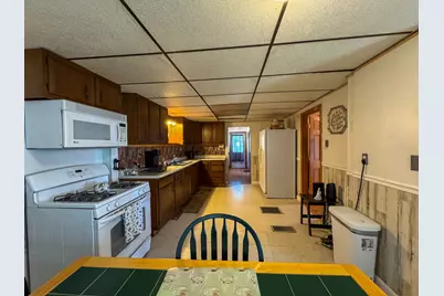 16 Elm Street, East Millinocket, ME 04430 - Photo 5