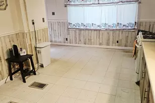 16 Elm St, East Millinocket, ME 04430 - Photo 9