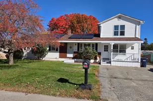 3 Linda Cir, Lewiston, ME 04240 - Photo 1