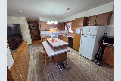 3 Linda Circle, Lewiston, ME 04240 - Photo 3