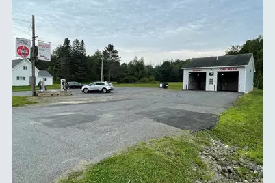 80 Benjamin Street, Mars Hill, ME 04758 - Photo 3