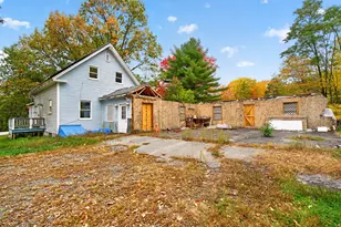 2 Hanscom Dr, Milford, ME 04461 - Photo 5